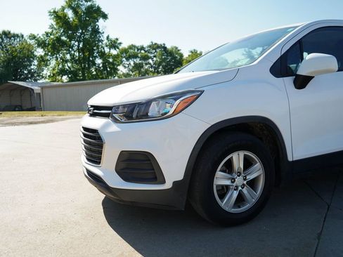 Used 2019 Chevrolet Trax LS image 16