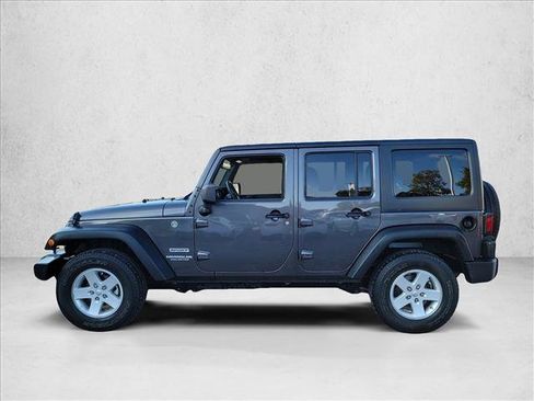 Used 2017 Jeep Wrangler Unlimited Sport w/ Quick Order Package 24S AWD/4WD image 8