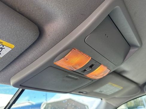 Used 2017 Nissan Frontier SV w/ SV Value Truck Package image 25