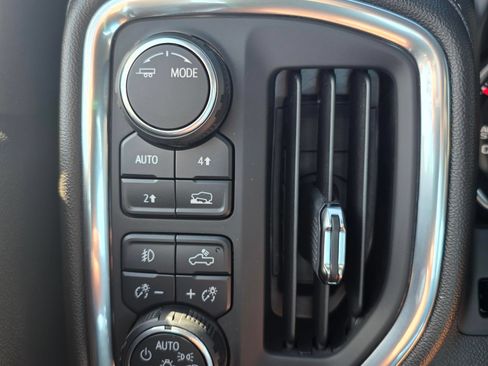 Used 2020 Chevrolet Silverado 1500 LTZ w/ LTZ Premium Package AWD/4WD image 25