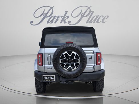 Used 2023 Ford Bronco Outer Banks AWD/4WD image 4