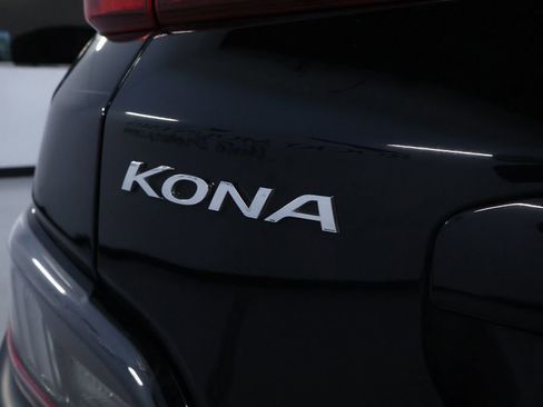 Used 2023 Hyundai Kona Limited AWD/4WD image 10