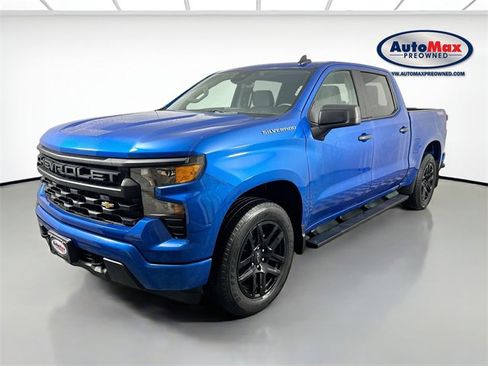 Used 2022 Chevrolet Silverado 1500 Custom image 4