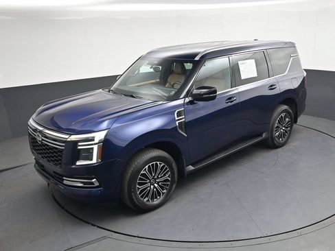 Used 2025 Nissan Armada SL AWD/4WD image 41