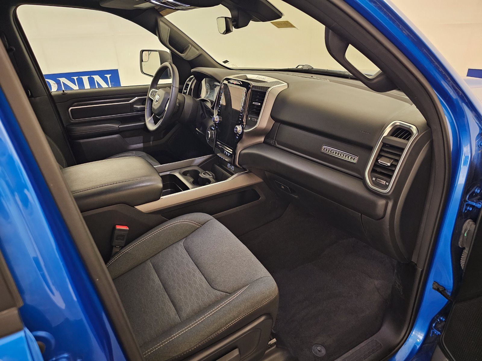 Used 2025 RAM 1500 Big Horn AWD/4WD image 27