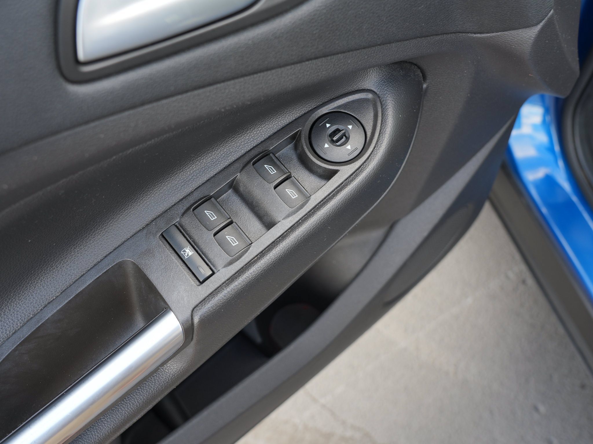 Used 2018 Ford Escape SE AWD/4WD image 17