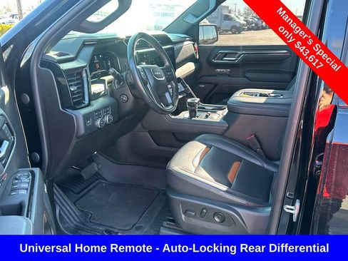 Used 2022 GMC Sierra 1500 AT4 w/ AT4 Premium Package image 11