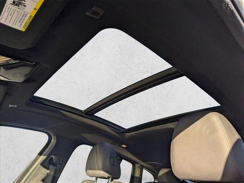 Used 2021 BMW X4 xDrive30i w/ Convenience Package image 15