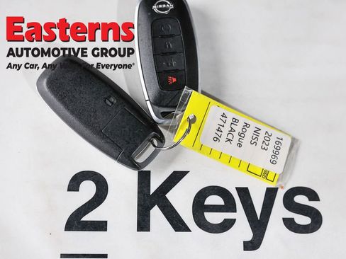 Used 2023 Nissan Rogue SV AWD/4WD image 25