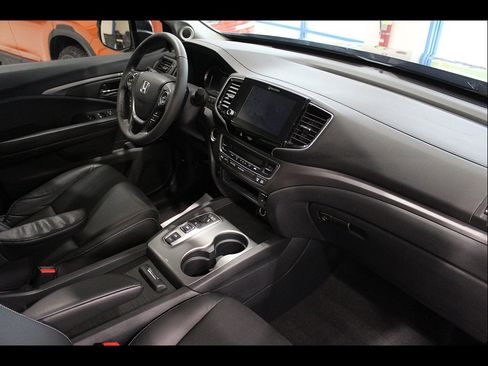 Certified 2023 Honda Ridgeline RTL image 23