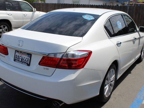 Used 2015 Honda Accord EX-L image 5