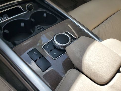 Used 2016 Mercedes-Benz E 350 Sedan image 33