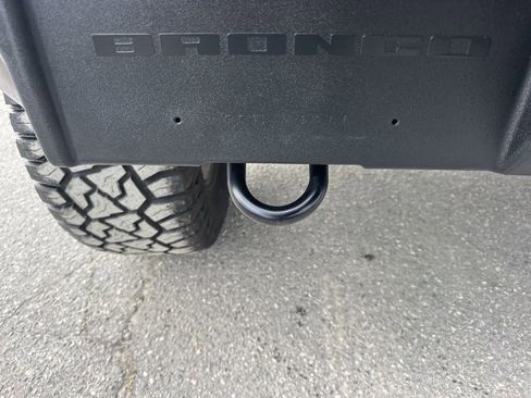 Used 2023 Ford Bronco Outer Banks image 28