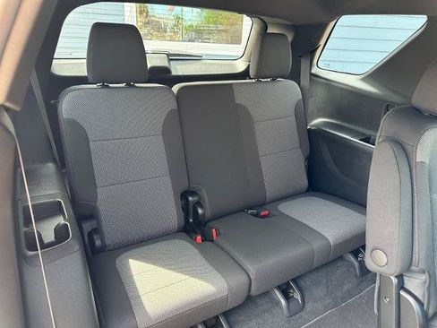 Used 2023 Chevrolet Traverse LT AWD/4WD image 28