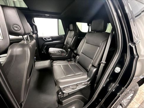 Used 2023 Chevrolet Tahoe Z71 w/ Luxury Package image 15