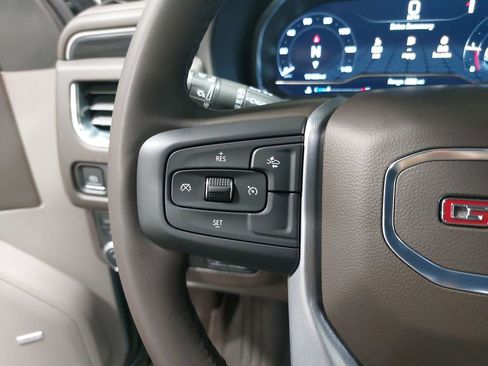 Used 2024 GMC Yukon SLT w/ Max Trailering Package image 19