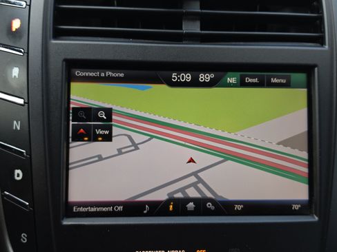 Used 2015 Lincoln MKC FWD w/ Equipment Group 102A Reserve image 17