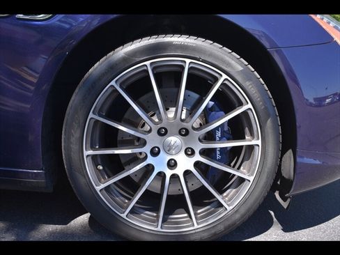 Used 2016 Maserati Quattroporte S image 37