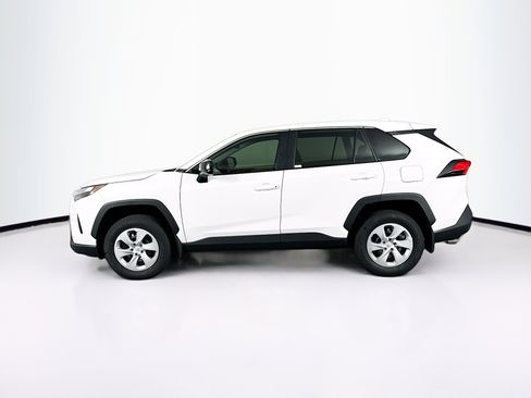 Used 2025 Toyota RAV4 LE image 4