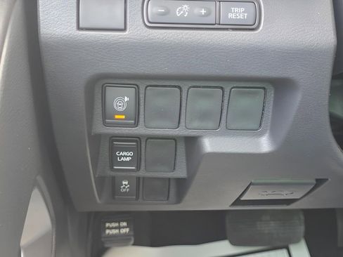 New 2026 Nissan Frontier SV w/ All-Weather Content Package AWD/4WD image 24