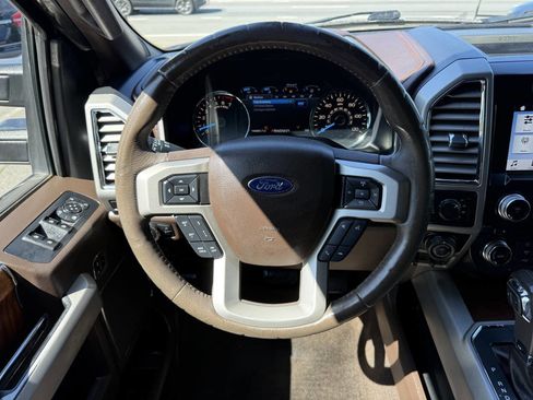 Used 2016 Ford F150 King Ranch w/ Equipment Group 601A Luxury AWD/4WD image 18