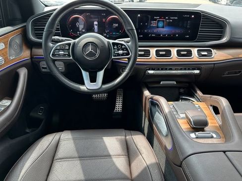 Used 2023 Mercedes-Benz GLS 450 4MATIC image 23