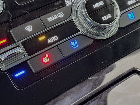 Used 2019 Lincoln Navigator Reserve w/ Cargo Package image 21