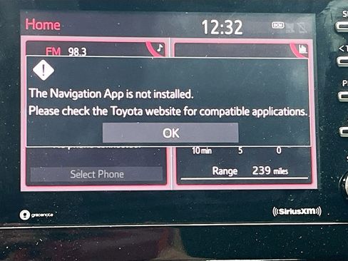 Used 2022 Toyota Camry SE w/ Cold Weather Package image 13