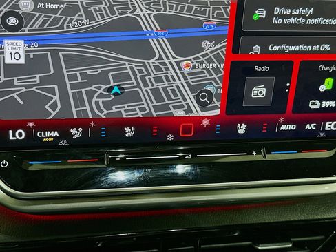 Used 2025 Volkswagen ID.4 Pro S image 24