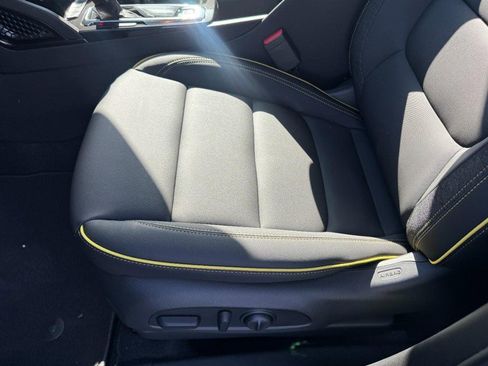 New 2026 Chevrolet TrailBlazer ACTIV w/ Convenience Package FWD image 35