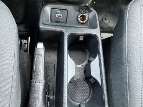 Used 2020 Ford Transit Connect XL image 23