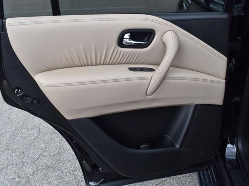 Used 2024 Nissan Armada SV image 43