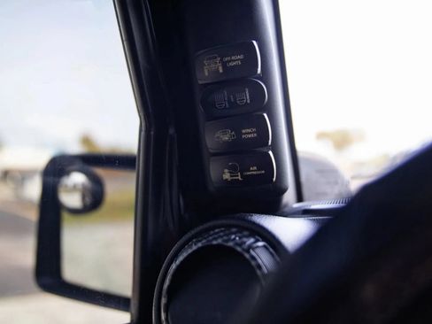 Used 2015 Jeep Wrangler Unlimited Rubicon AWD/4WD image 41