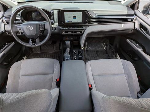 Used 2025 Toyota Camry LE w/ Convenience Package image 17