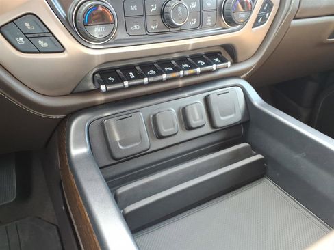 Used 2018 GMC Sierra 1500 Denali w/ Denali Ultimate Package image 15