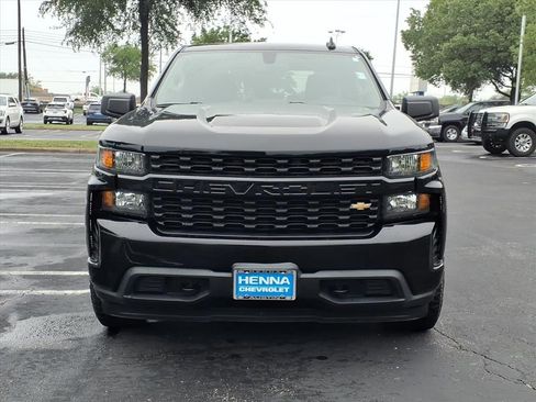 Used 2020 Chevrolet Silverado 1500 Custom w/ Custom Value Package RWD image 10