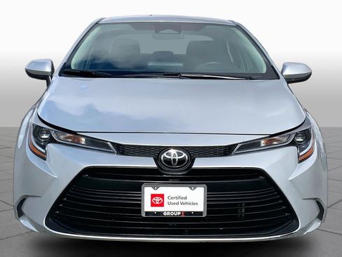 Used 2024 Toyota Corolla LE FWD image 4