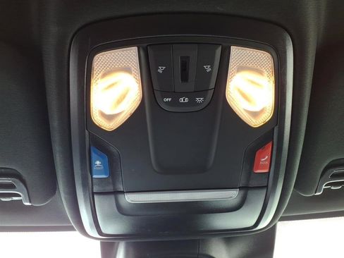 Used 2024 RAM 2500 Big Horn w/ Safety Group image 11