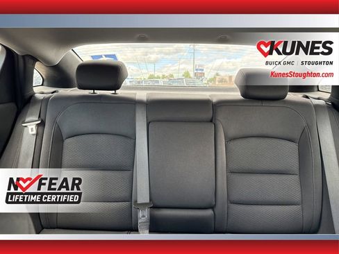 Used 2023 Chevrolet Malibu LT FWD image 33