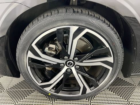 Used 2024 Volvo S60 B5 Core image 11