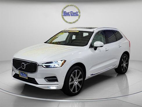 Used 2018 Volvo XC60 T6 Inscription image 3