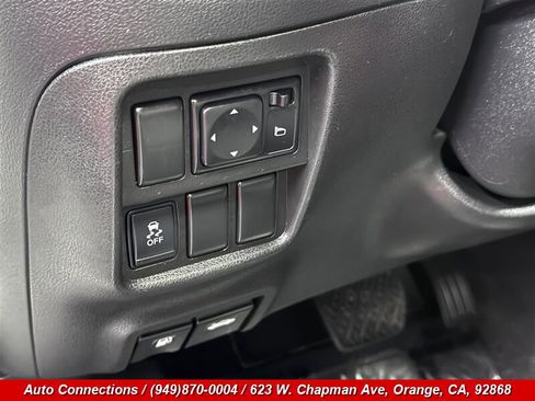 Used 2017 Nissan Juke SL image 22