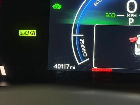 Used 2025 Toyota Camry LE FWD image 26