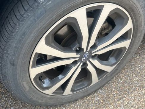 Used 2020 Subaru Forester Limited w/ Popular Package #3 image 7