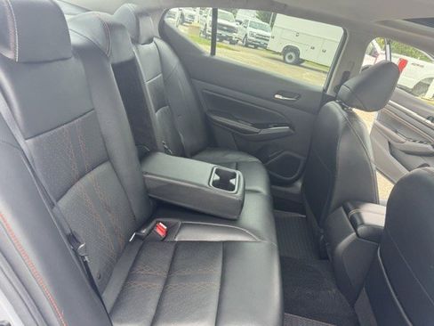 Used 2023 Nissan Altima 2.5 SR w/ SR Premium Package FWD image 34