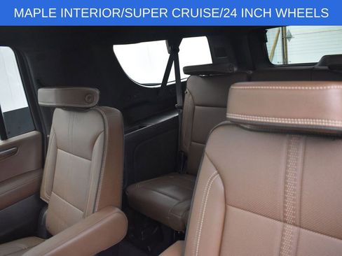 Used 2026 Chevrolet Suburban High Country image 10