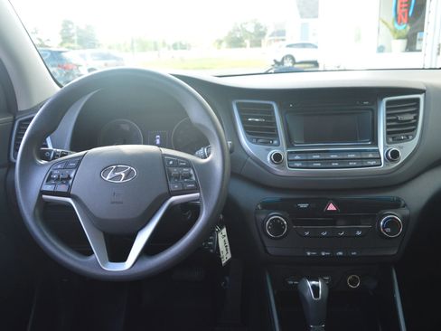 Used 2017 Hyundai Tucson Eco w/ Cargo Package AWD/4WD image 29