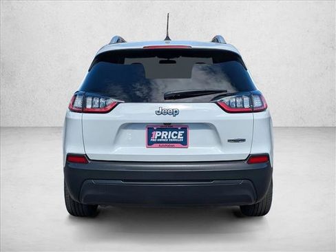 Used 2019 Jeep Cherokee Latitude w/ Popular Appearance Group image 7