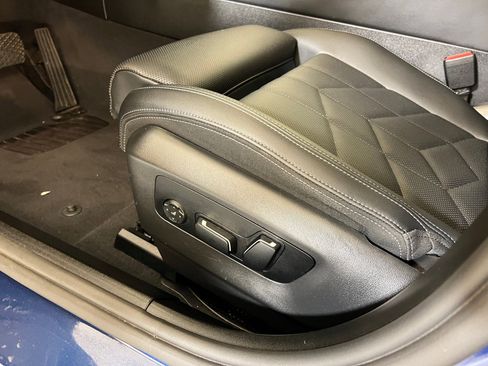 Certified 2025 BMW 530i image 12