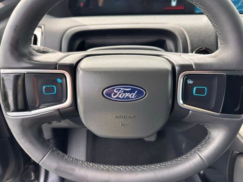 Used 2025 Ford Expedition Active RWD image 26
